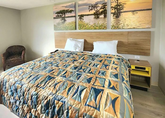 Days By Wyndham Scott Inn